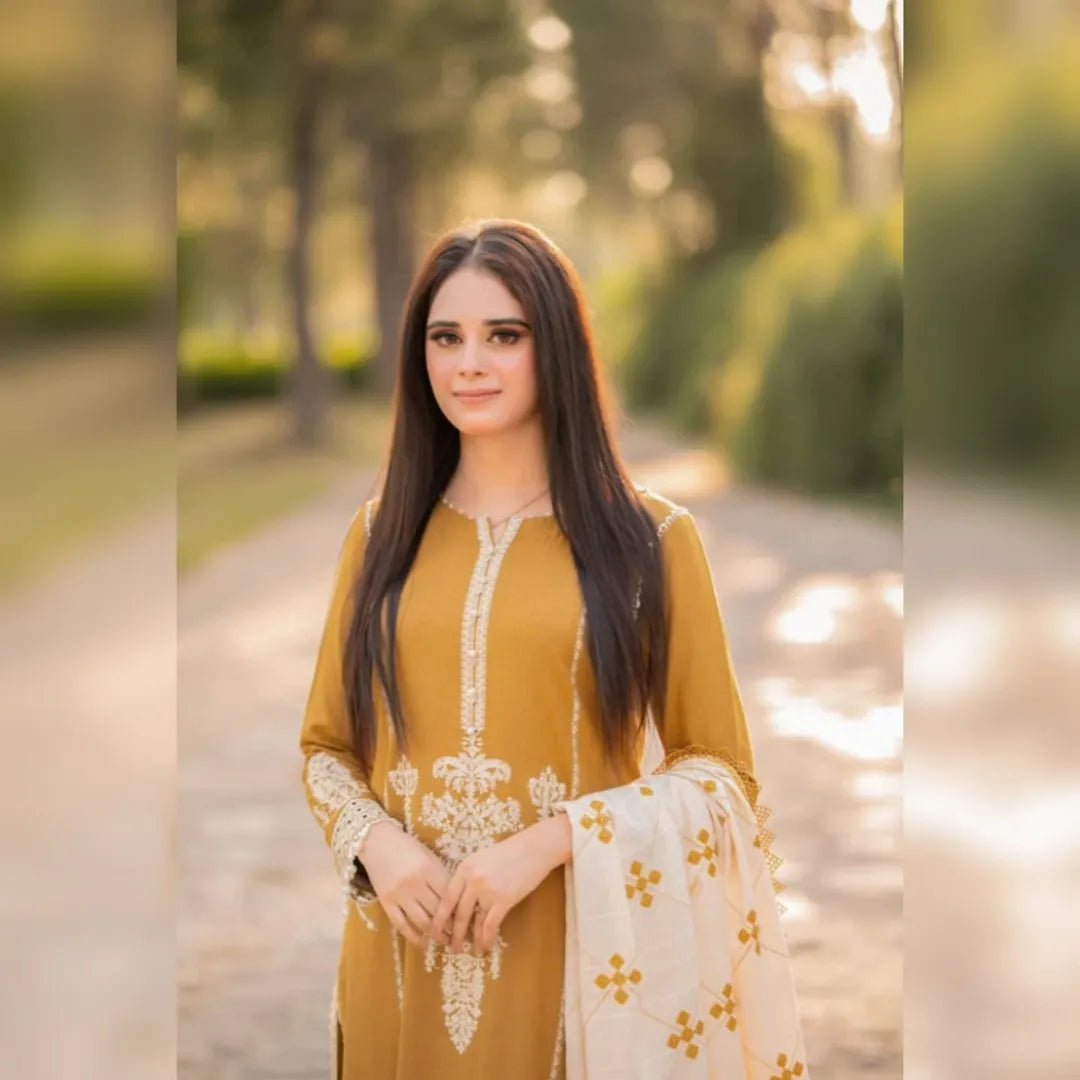 3PC Luxury Lawn | Bamber Chiffon Embroidered Duppata